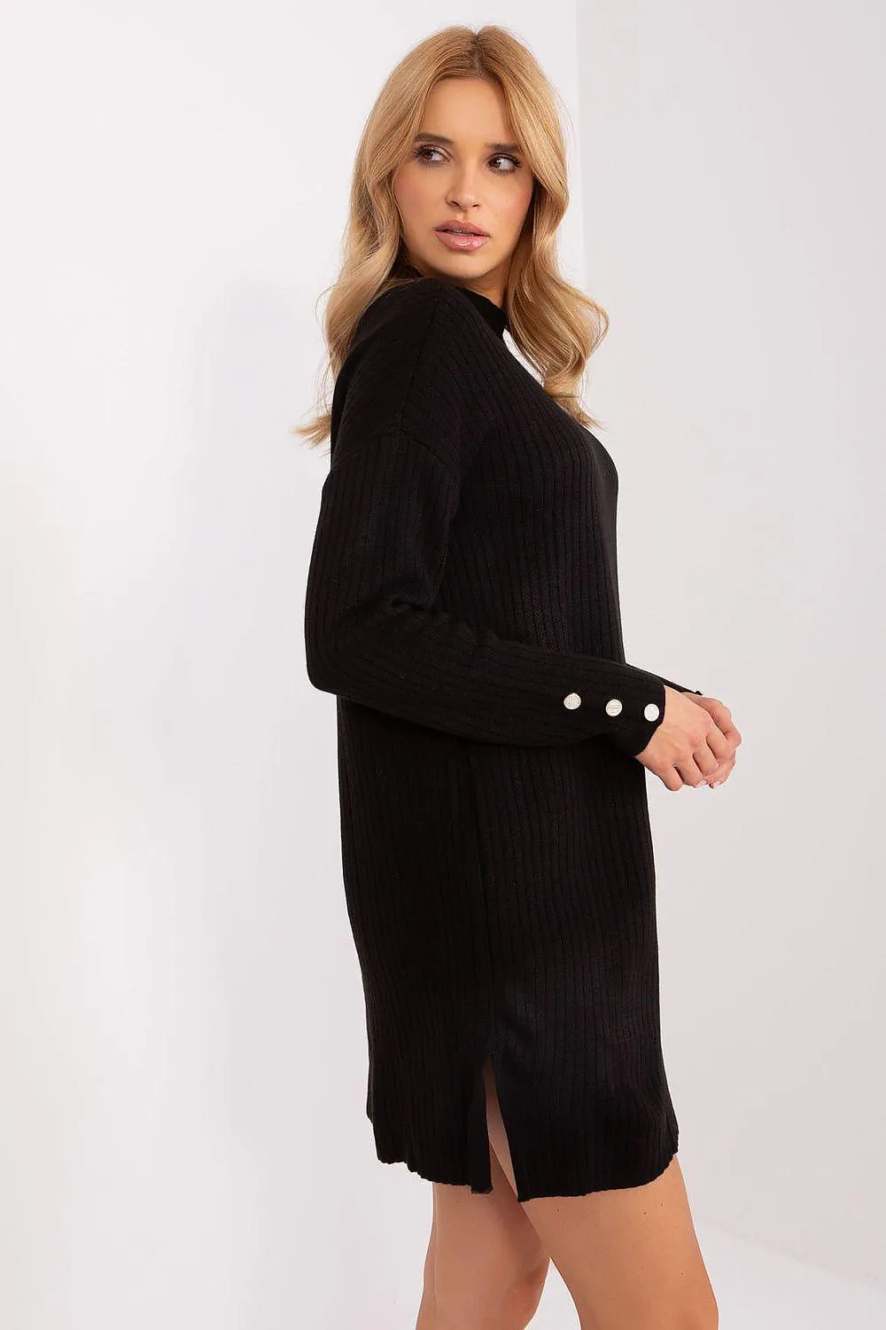 Chic Oversized Knit Dress for Cozy Elegance